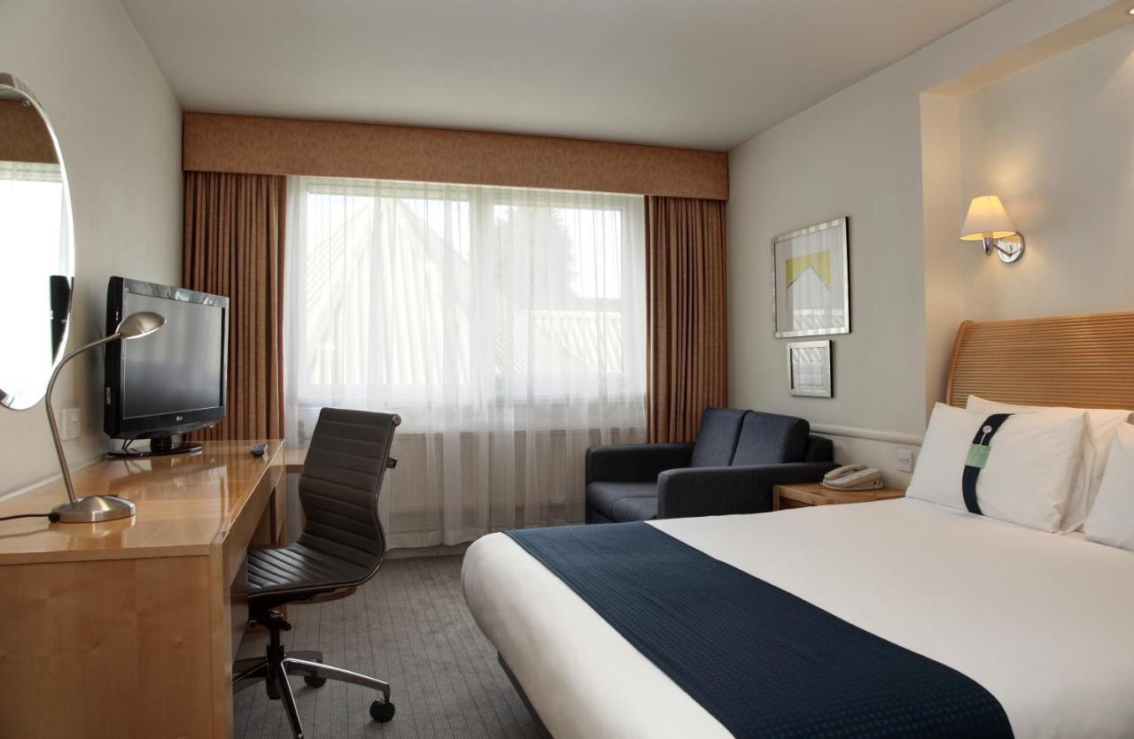 Holiday Inn London Brent Cross, An Ihg Hotel Εξωτερικό φωτογραφία