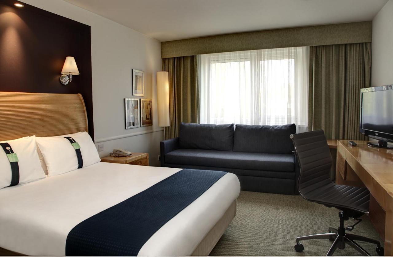 Holiday Inn London Brent Cross, An Ihg Hotel Εξωτερικό φωτογραφία