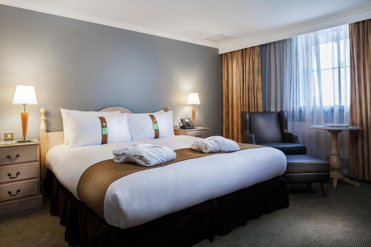 Holiday Inn London Brent Cross, An Ihg Hotel Εξωτερικό φωτογραφία