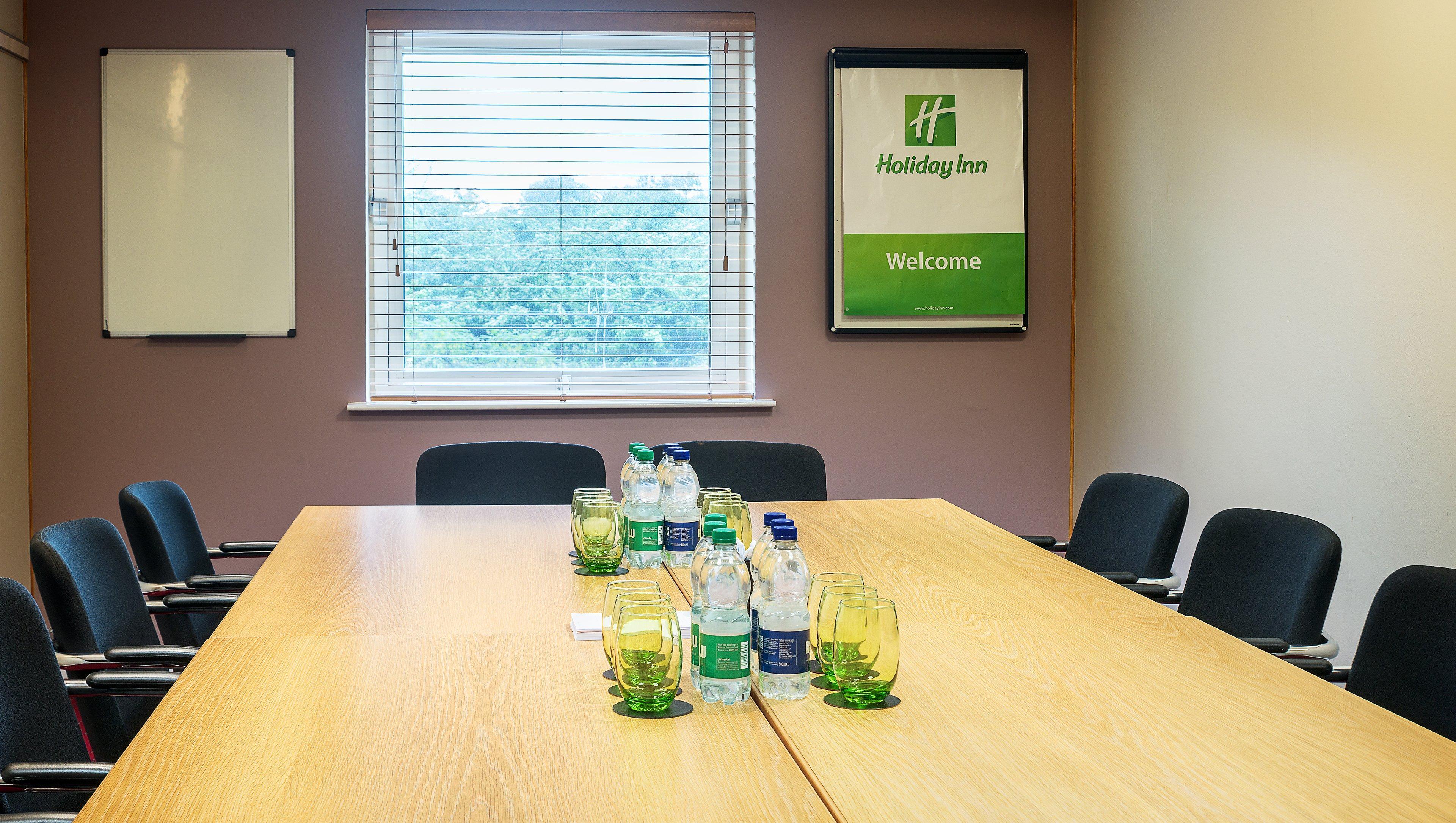 Holiday Inn London Brent Cross, An Ihg Hotel Εξωτερικό φωτογραφία