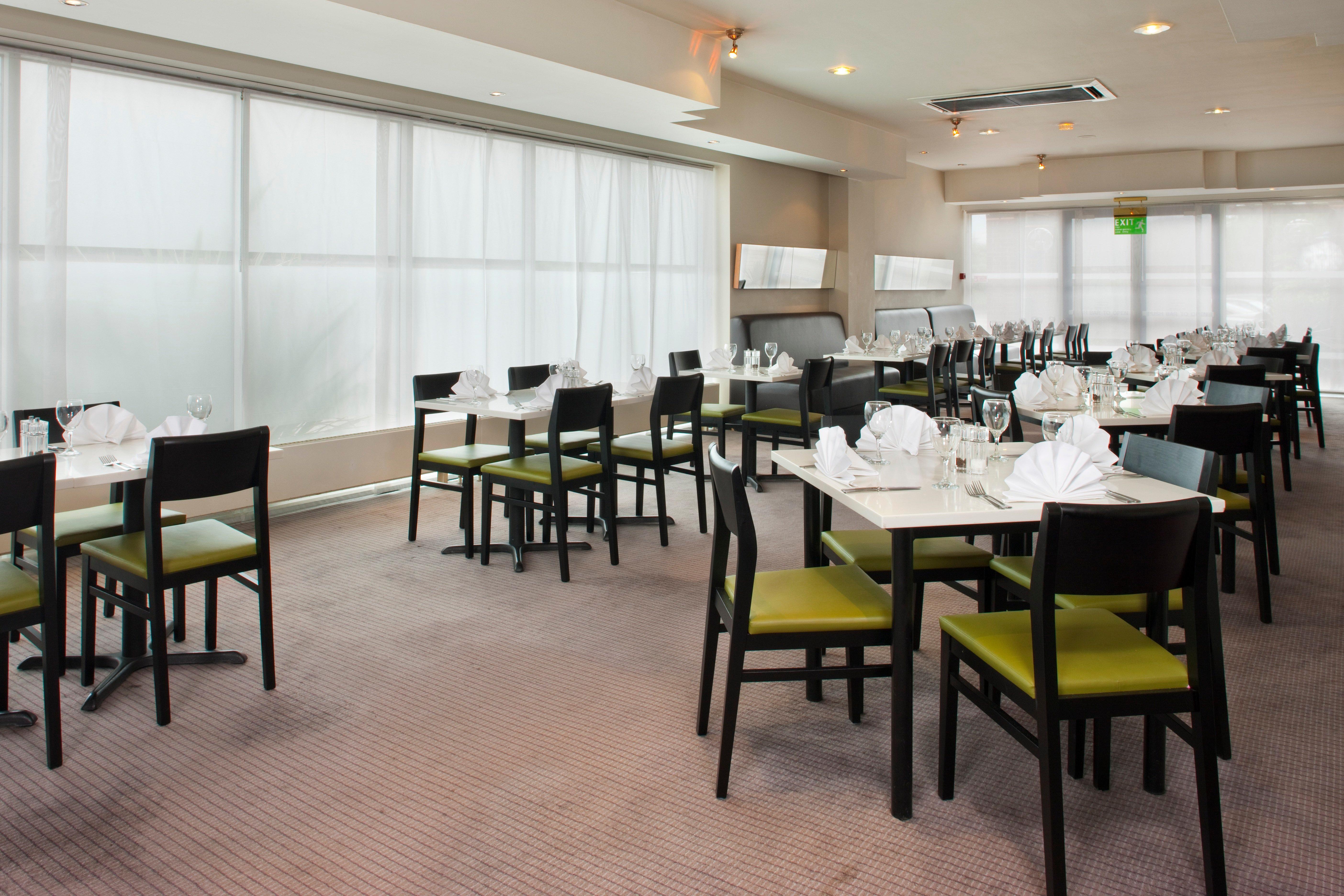 Holiday Inn London Brent Cross, An Ihg Hotel Εξωτερικό φωτογραφία