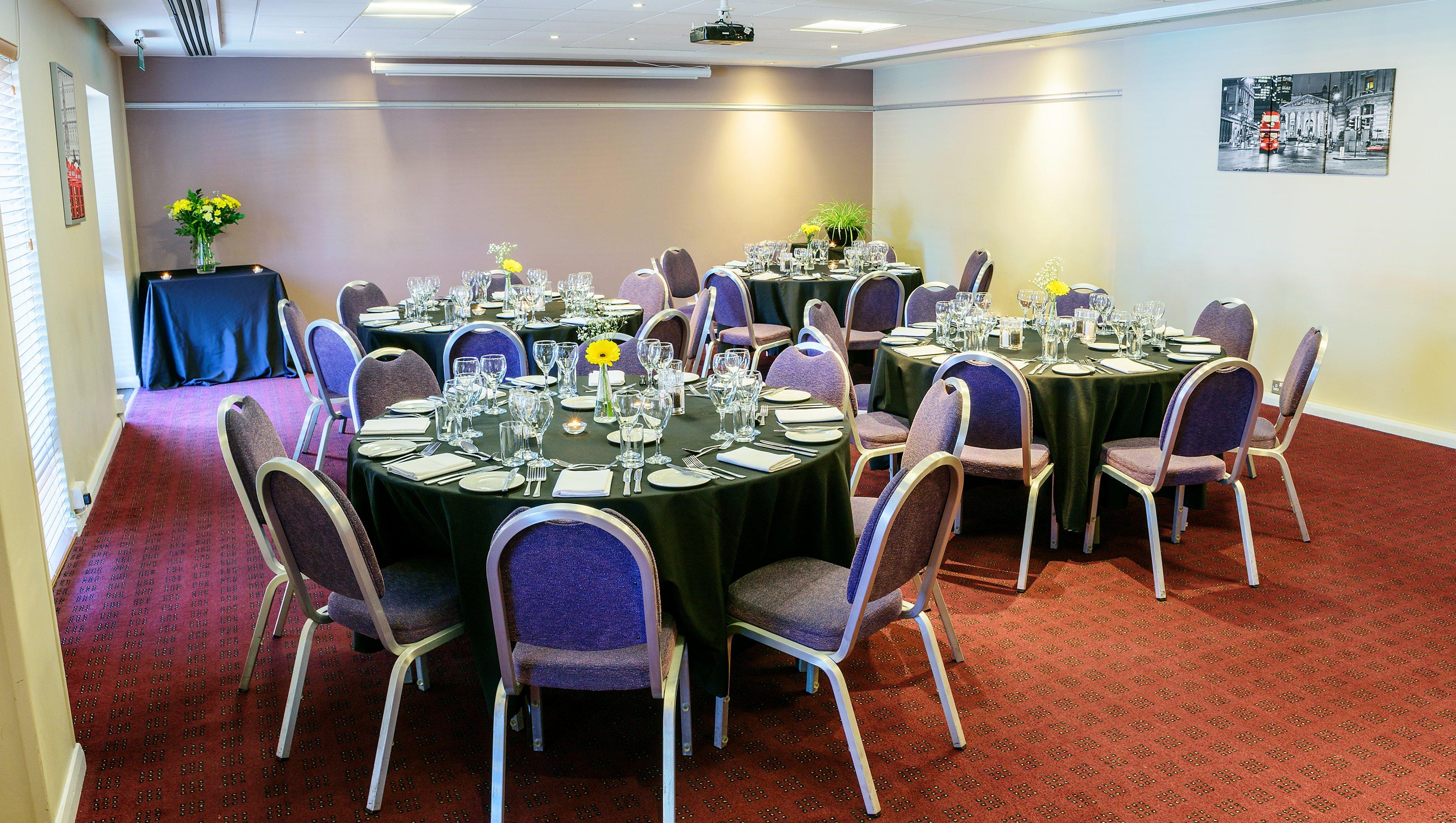 Holiday Inn London Brent Cross, An Ihg Hotel Εξωτερικό φωτογραφία