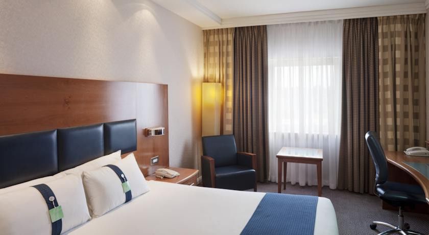Holiday Inn London Brent Cross, An Ihg Hotel Εξωτερικό φωτογραφία