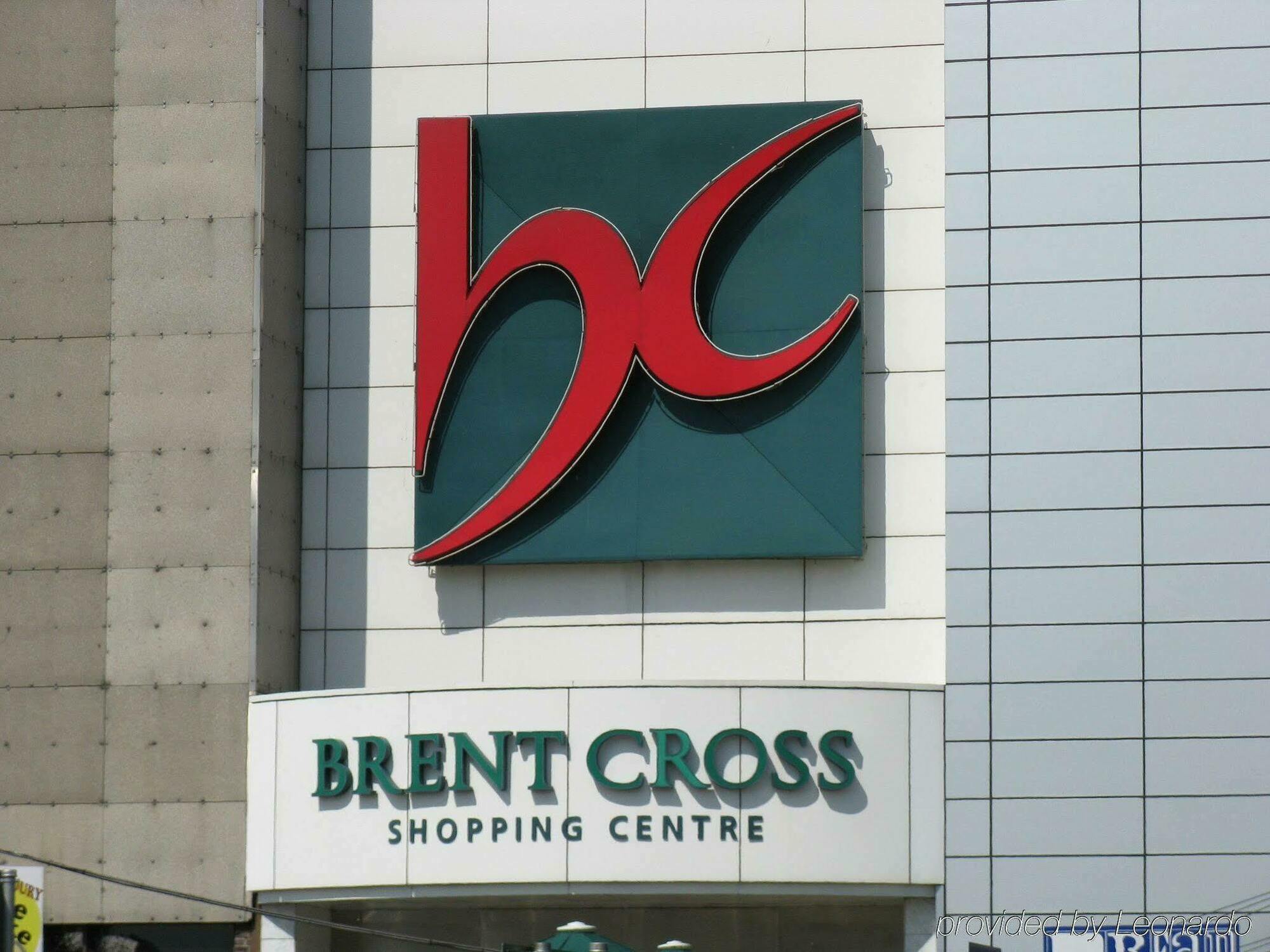 Holiday Inn London Brent Cross, An Ihg Hotel Εξωτερικό φωτογραφία