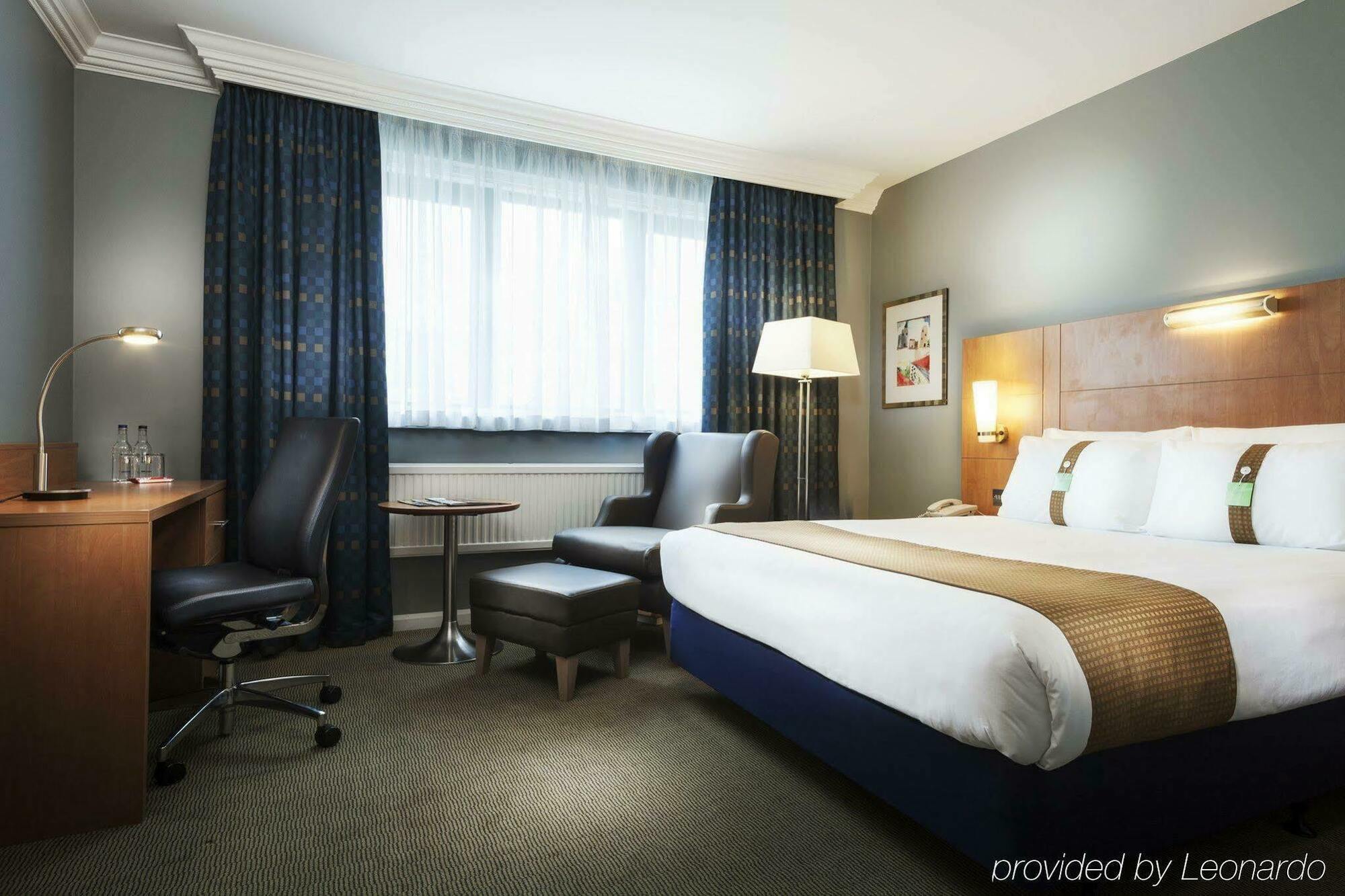Holiday Inn London Brent Cross, An Ihg Hotel Εξωτερικό φωτογραφία